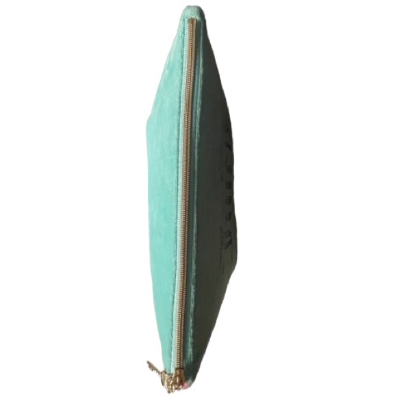 NEW Juicy Couture Light Blue Velour Cosmetic Makeup Travel Bag & Bottle - Picture 8 of 14